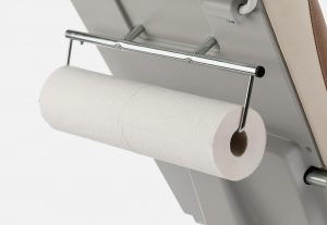 Papierrollenhalter beim Therapiestuhl