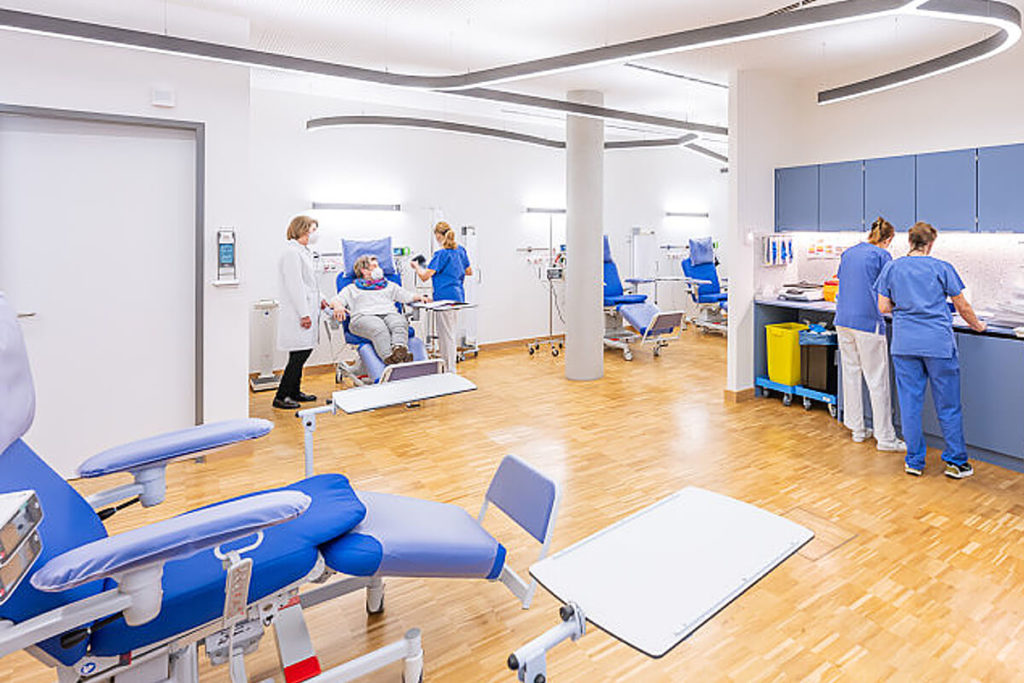 Moderne Therapiestühle im Einsatz