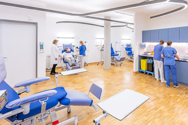 Therapie in komfortablem Ambiente: UKHD eröffnet Cardio Lounge und CHOICE